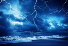 C:\Users\user\Downloads\depositphotos_43872339-stock-photo-lightning-flashes-across-the-beach (1).jpg